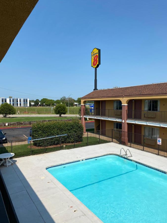 Super 8 By Wyndham Midwest City Ok Exteriér fotografie