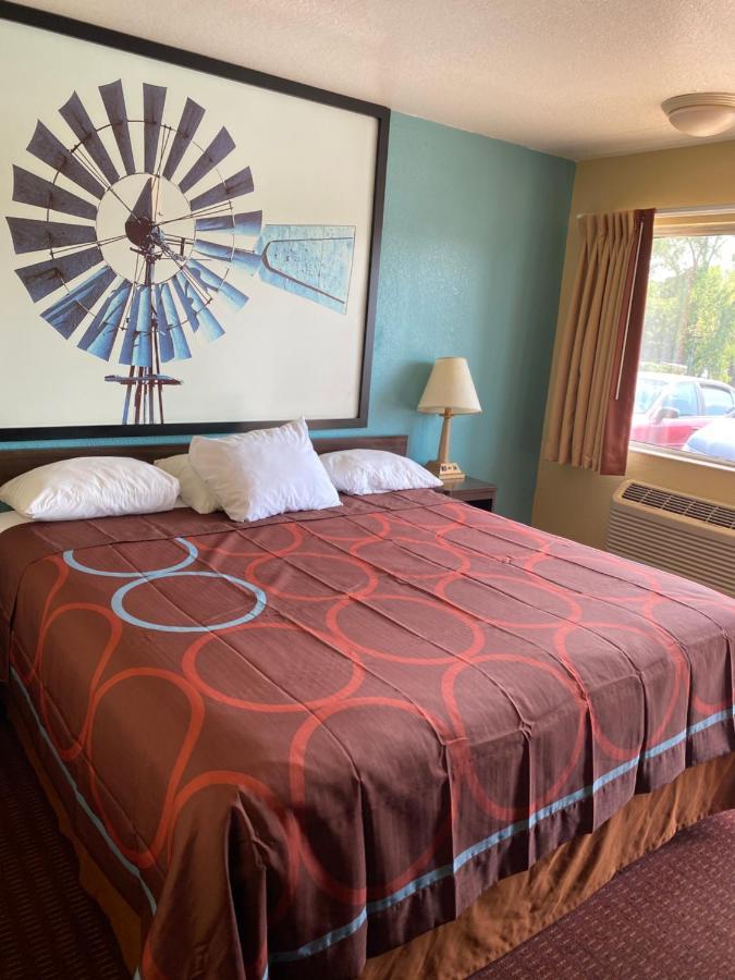 Super 8 By Wyndham Midwest City Ok Exteriér fotografie