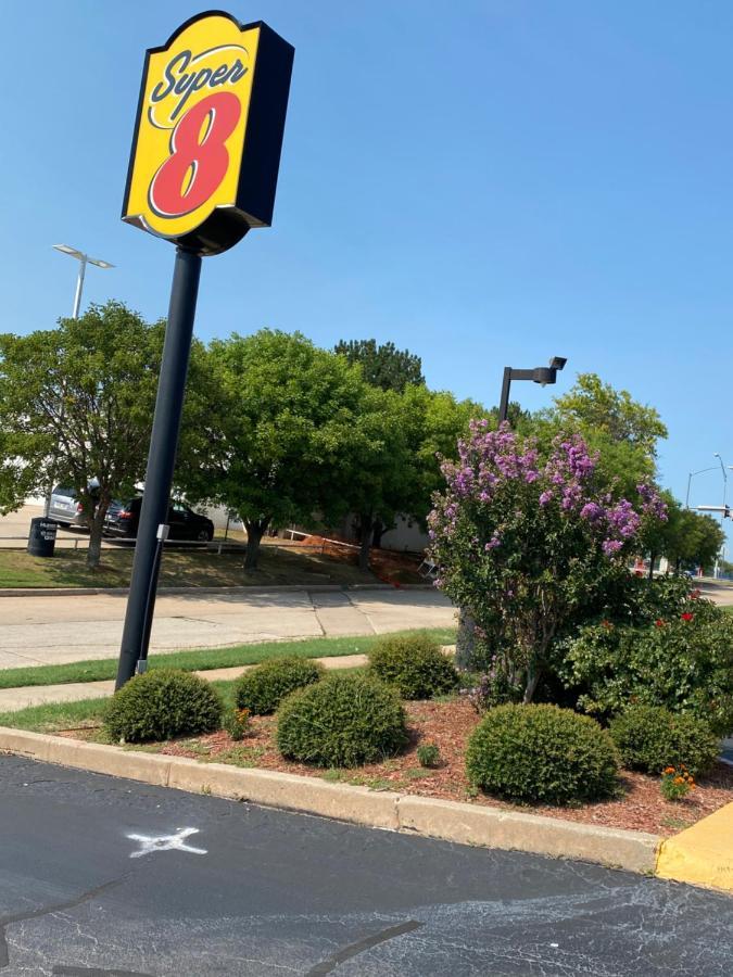 Super 8 By Wyndham Midwest City Ok Exteriér fotografie