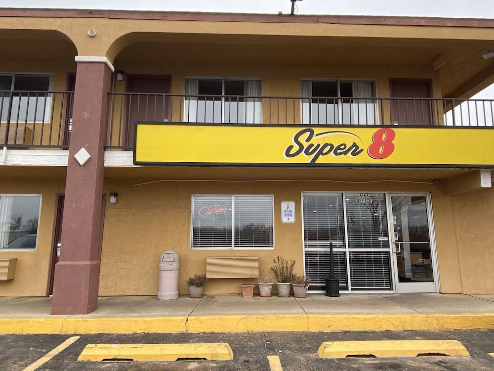 Super 8 By Wyndham Midwest City Ok Exteriér fotografie