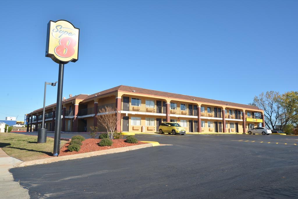 Super 8 By Wyndham Midwest City Ok Exteriér fotografie