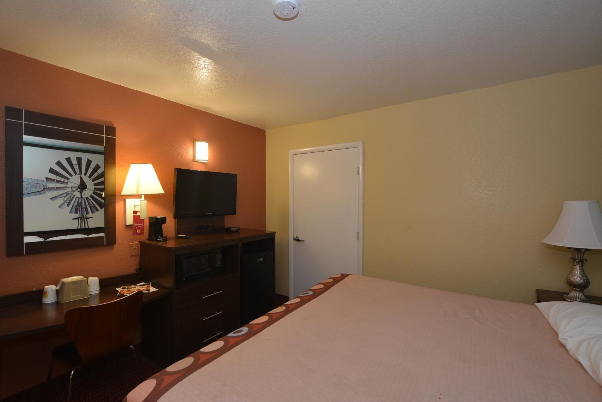 Super 8 By Wyndham Midwest City Ok Pokoj fotografie